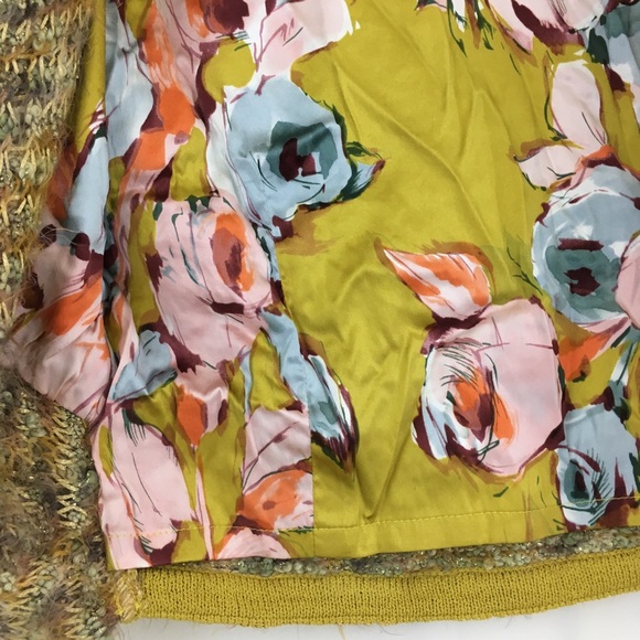 🌸SOLD🌸SoCa St. John Crop Shrug Cardigan - Picture 3 of 7
